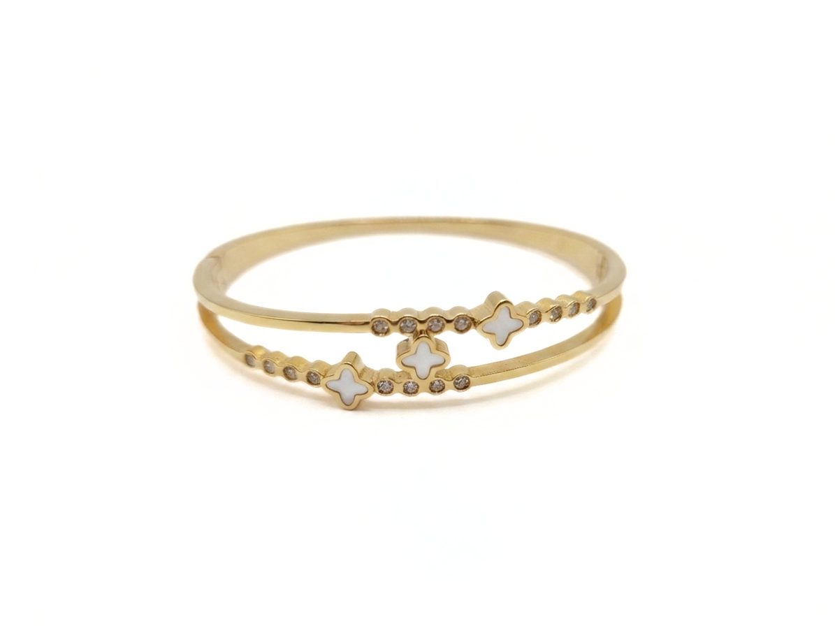 Double Strand Clover Bangle